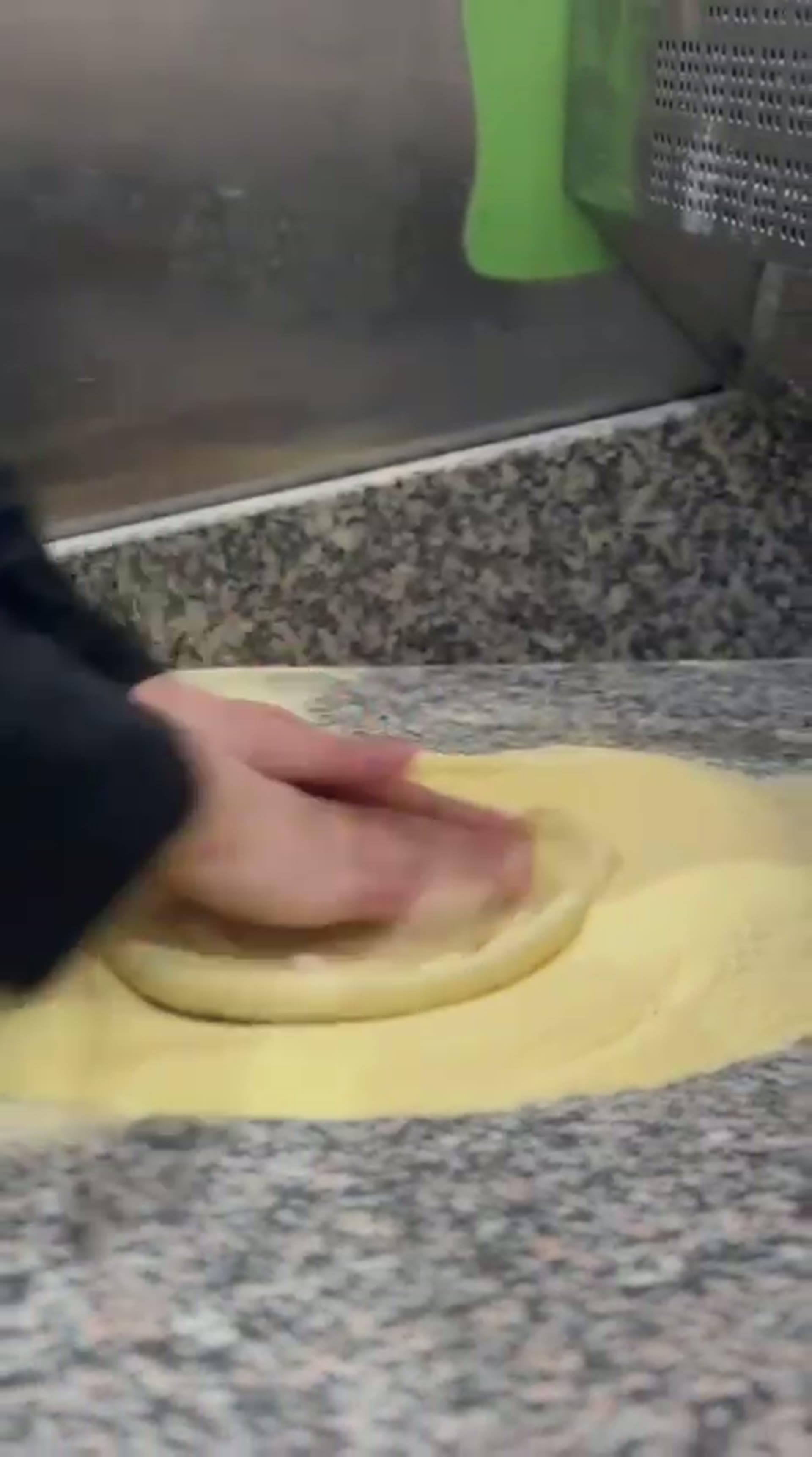 Préparation pâte à pizza